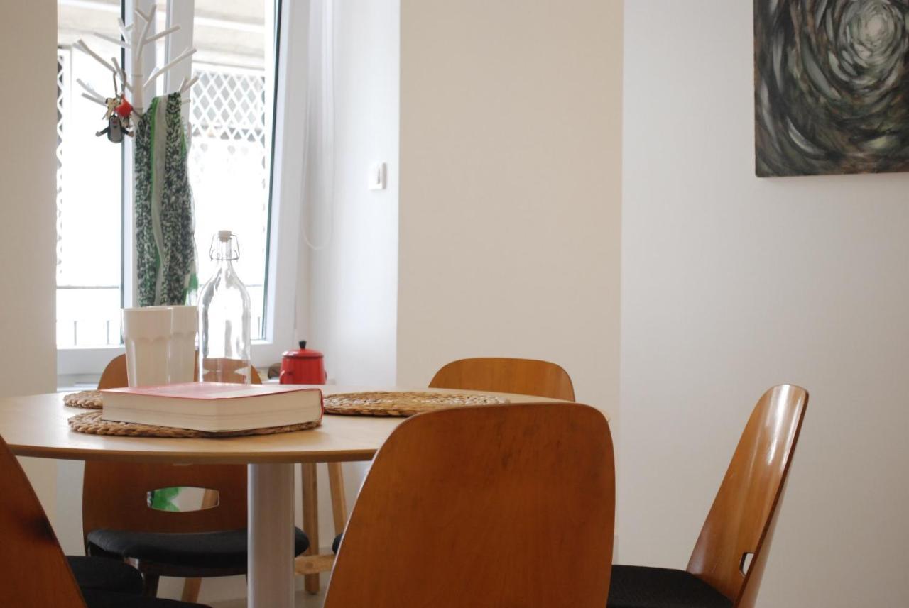 Stylish Studios Apartment In The City Center With Air Conditioning بودابست المظهر الخارجي الصورة